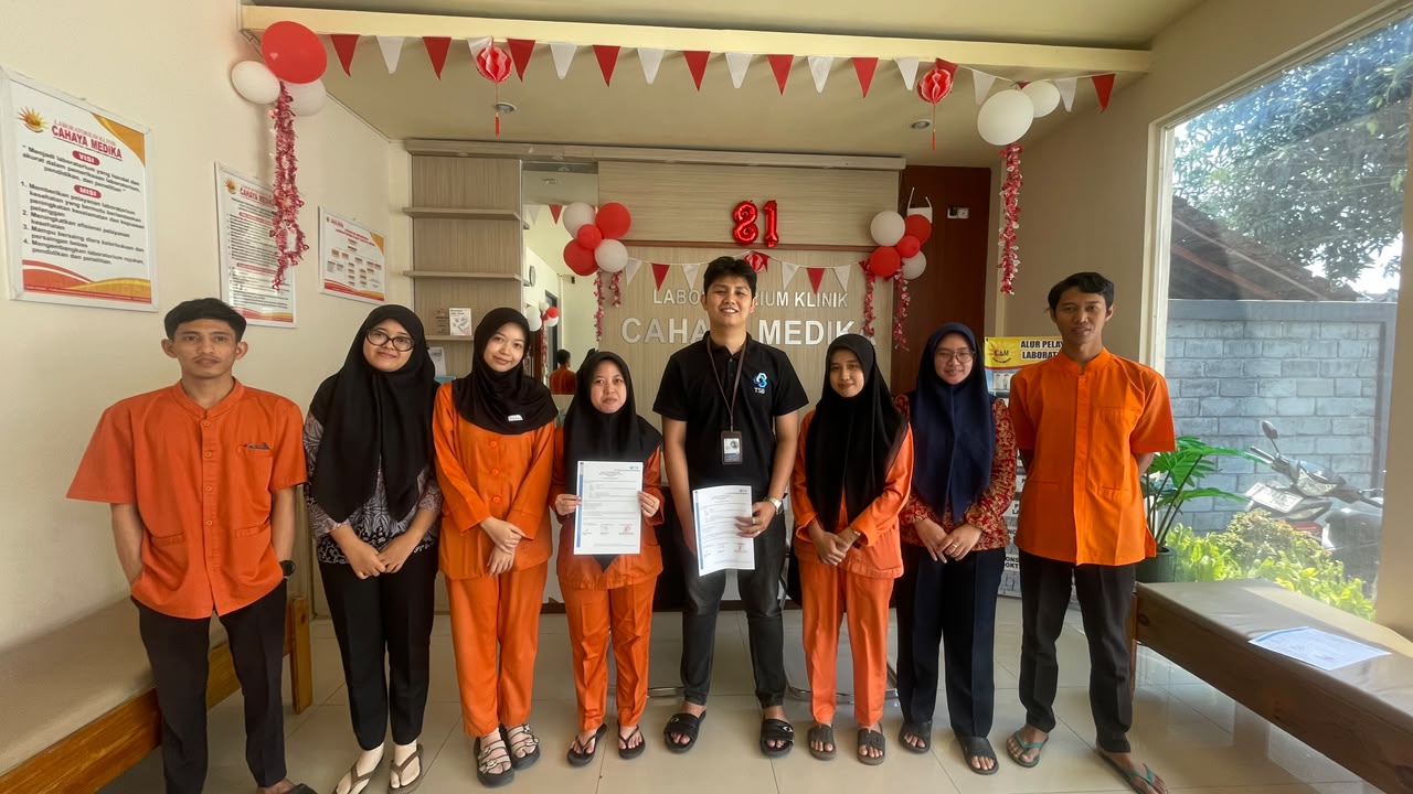 Training Penggunaan TerasLIS Laboratory Information System di Laboratorium Klinik Cahaya Medika
