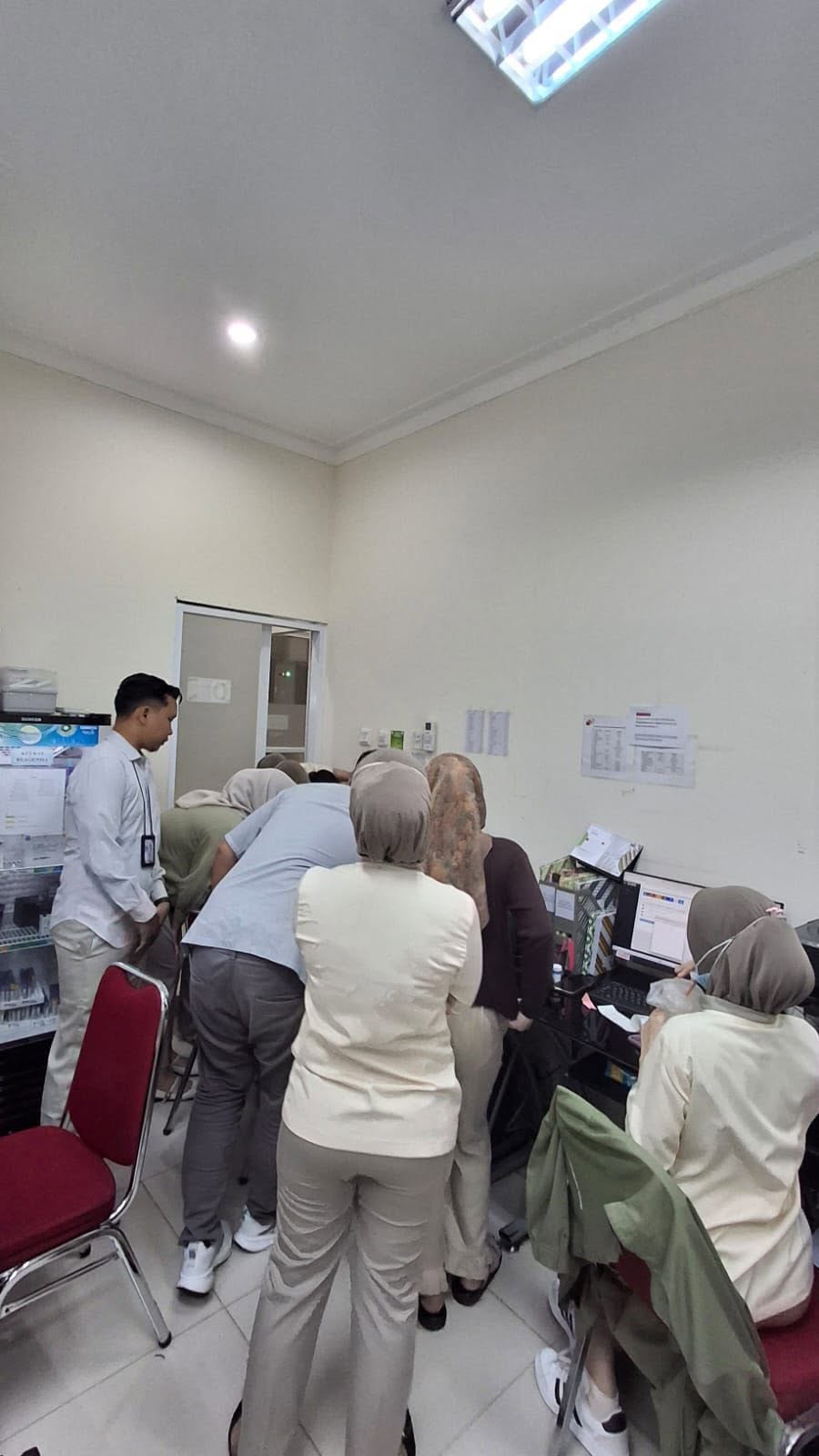 Implementasi Penggunaan LIS di Rumah Sakit Pena 98