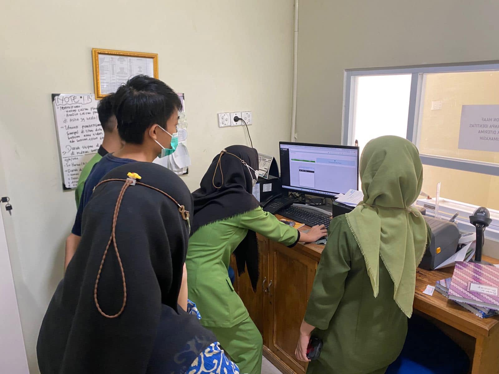 Instalasi dan Training Penggunaan TerasLIS Laboratory Information System di Rumah Sakit BUN Tangerang - Foto 3