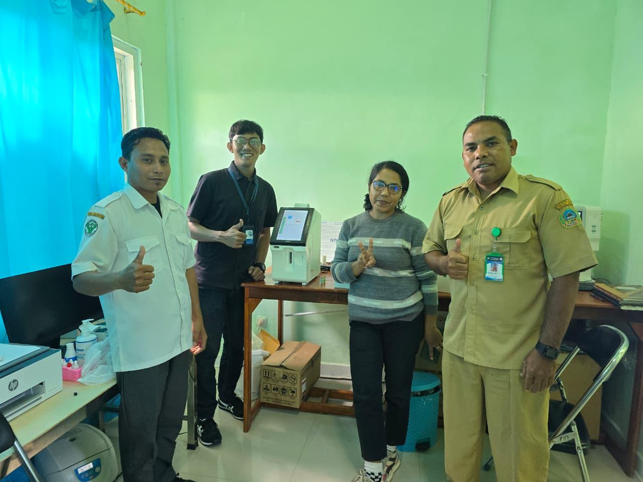 Instalasi dan Training Alat Blood Gas Elektrolit Analyzer merk Sensacore ST-200 di Rumah Sakit Pratama Watunggong - Foto 6