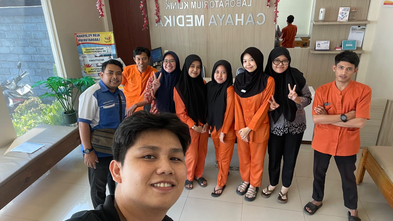 Training Penggunaan TerasLIS Laboratory Information System di Laboratorium Klinik Cahaya Medika - Foto 2