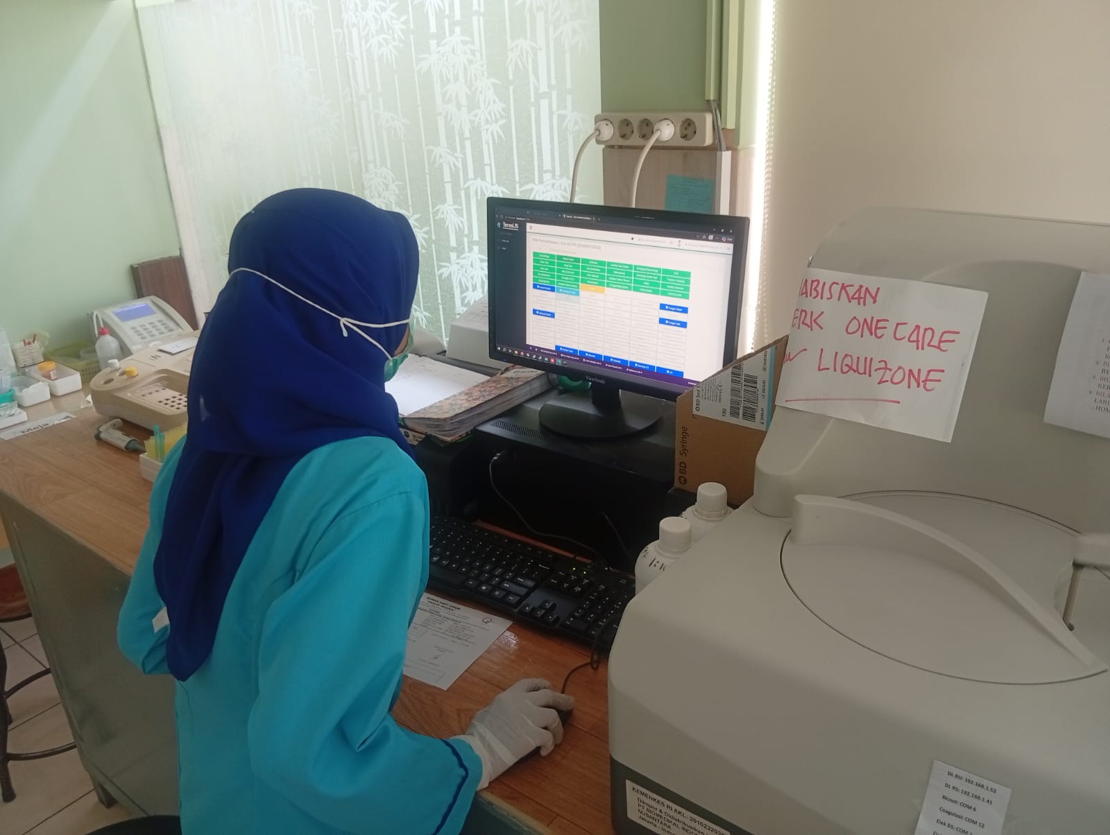 Intaslasi dan Training Penggunaan TerasLIS di RSU Anwar Medika - Foto 2